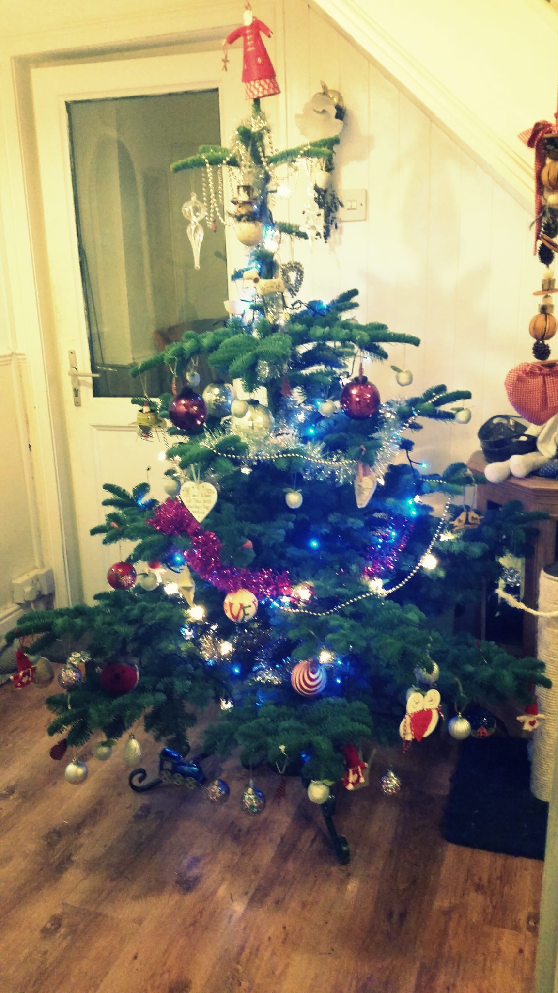 12. Here is the tree complete, I'll post some close ups of some of my fave pieces after this gallery