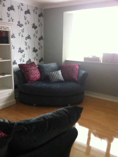 JAMJARGILL: LIVING ROOM: Big Reveal (circ. 2010)