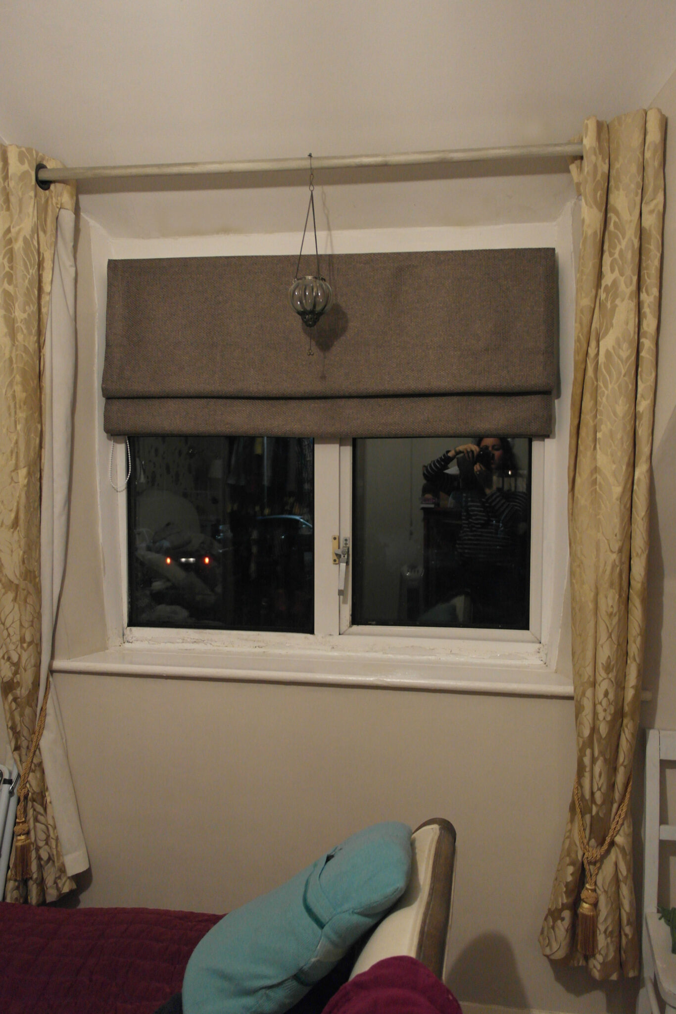 JamJarGill: Master Bedroom: New Blind