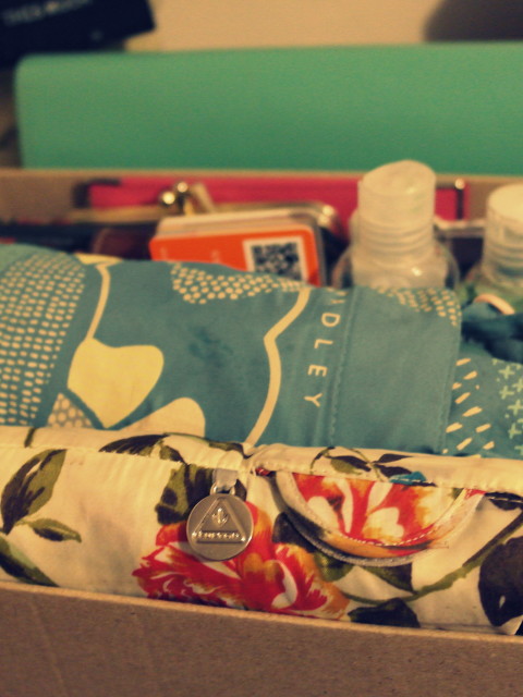 JamJarGill: KonMari: Bags: Shoebox of handbag contents