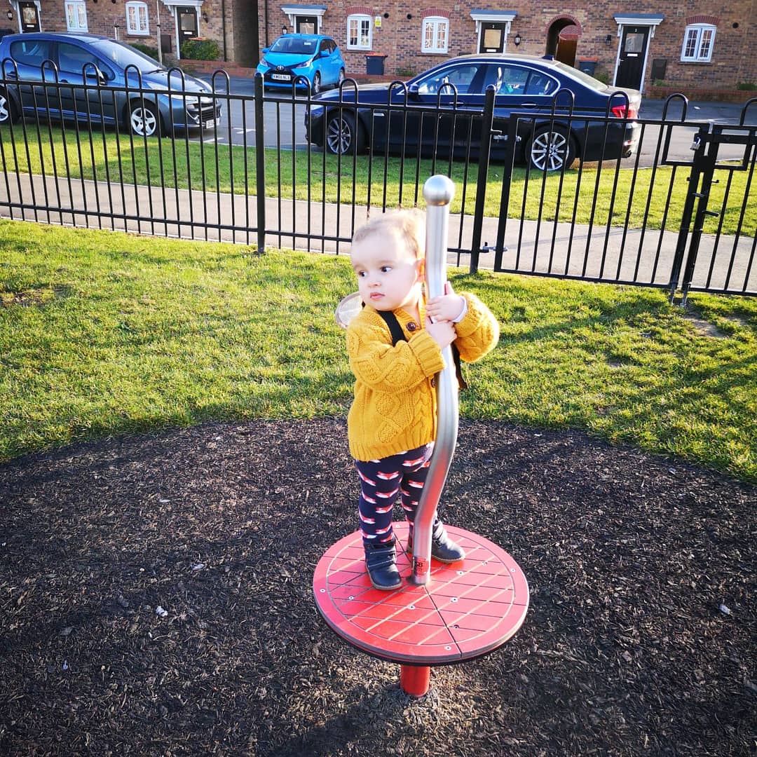 JamJarGill: Play Park Diaries: Kiln Drive Playground, Stewartby, Bedfordshire
