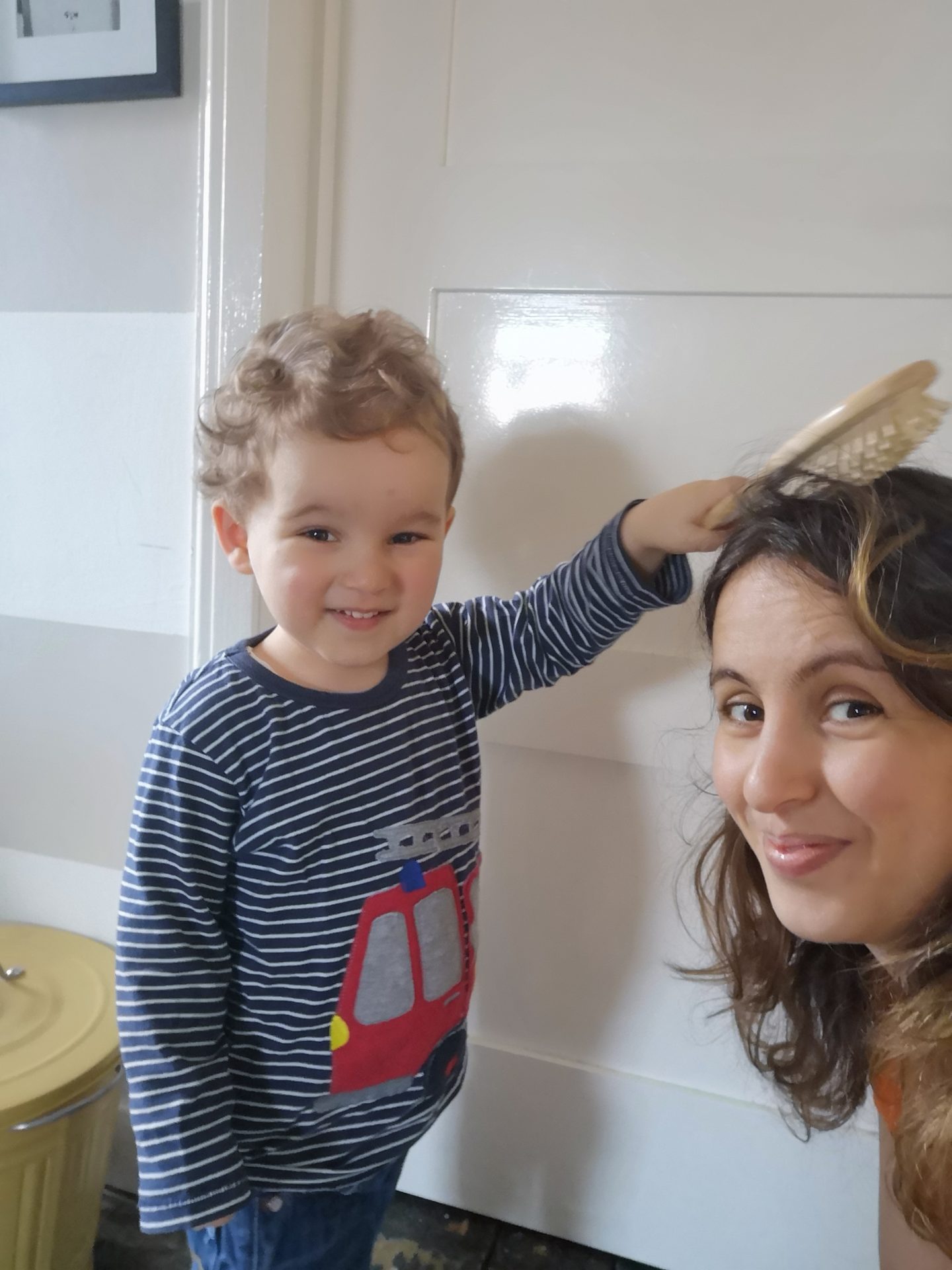 JamJarGill: Croll & Denecke Wooden Oval Hair Brush with wooden pins from A Fine Choice {product review}
